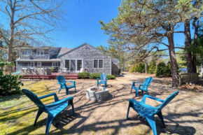 4 Bedroom Home by Leavetown Vacations